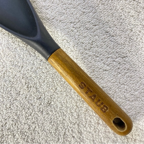 Staub Ebony and Chestnut Spatula Silicone & Wood Cooking Utensil - Picture 3 of 9